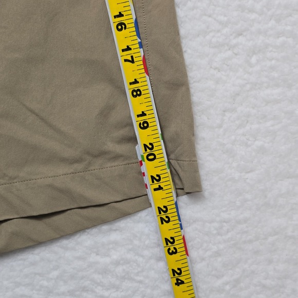 Under Armour Performance Shorts Men's 36R Khaki‎ Stretch Golf Activewear - Picture 14 of 16